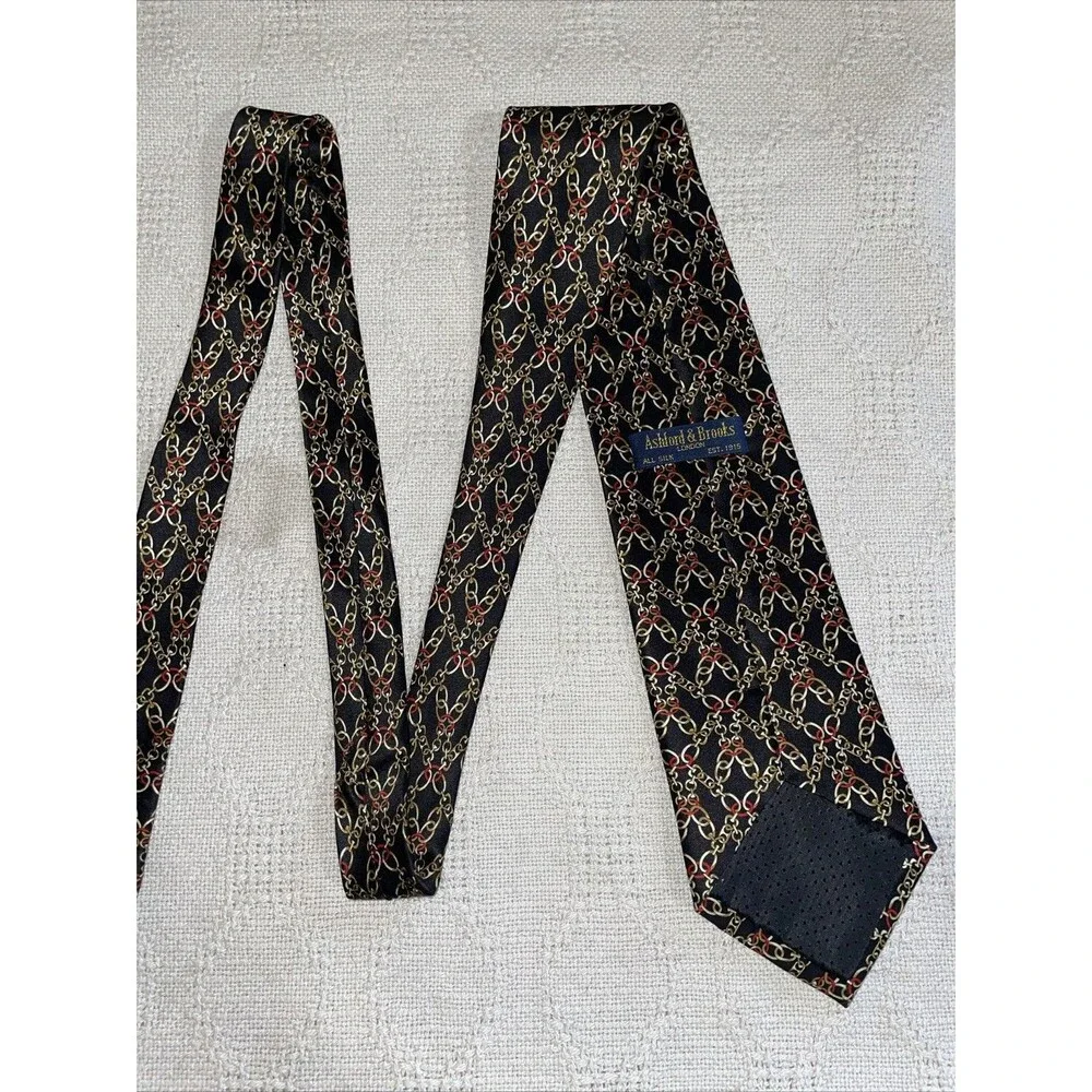 Ashford & Brooks Men’s Dress Tie Size 57” 3.75” Black Chain Motif Silk Business